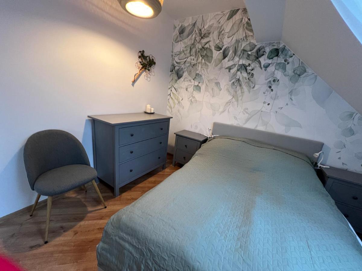Apartament W Centrum - Nasze Poddasze Ustrzyki Dolne Ngoại thất bức ảnh